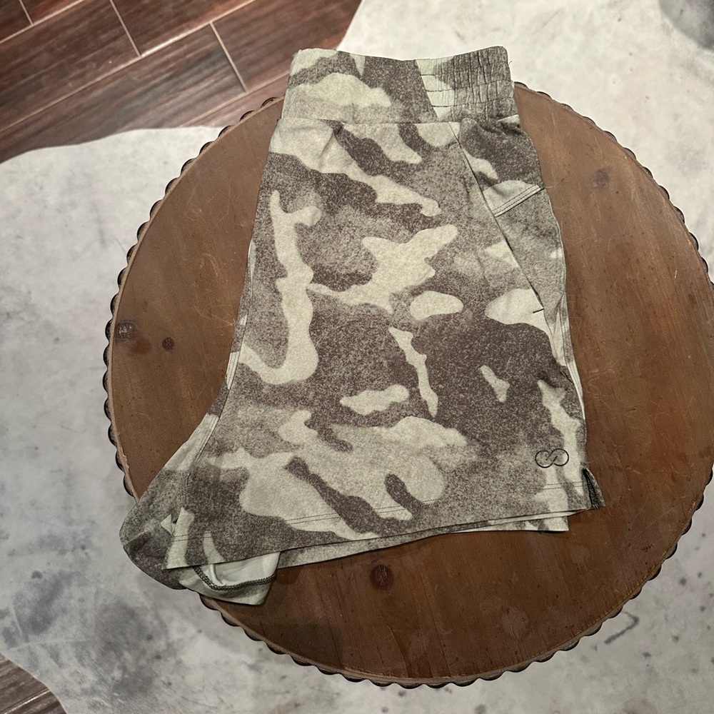 Calia by Carrie Underwood Camouflage Cargo Shorts - Green and Gray - Picture 2 of 3